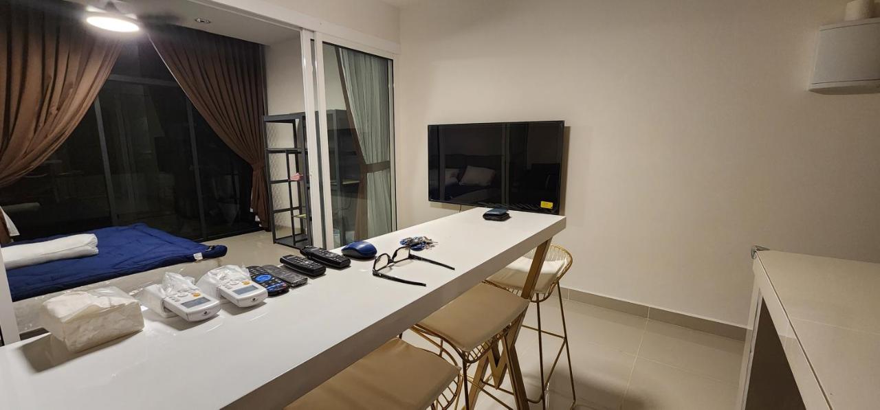 The Shore Ns Studio Suites Sea View كوتا كينابالو المظهر الخارجي الصورة